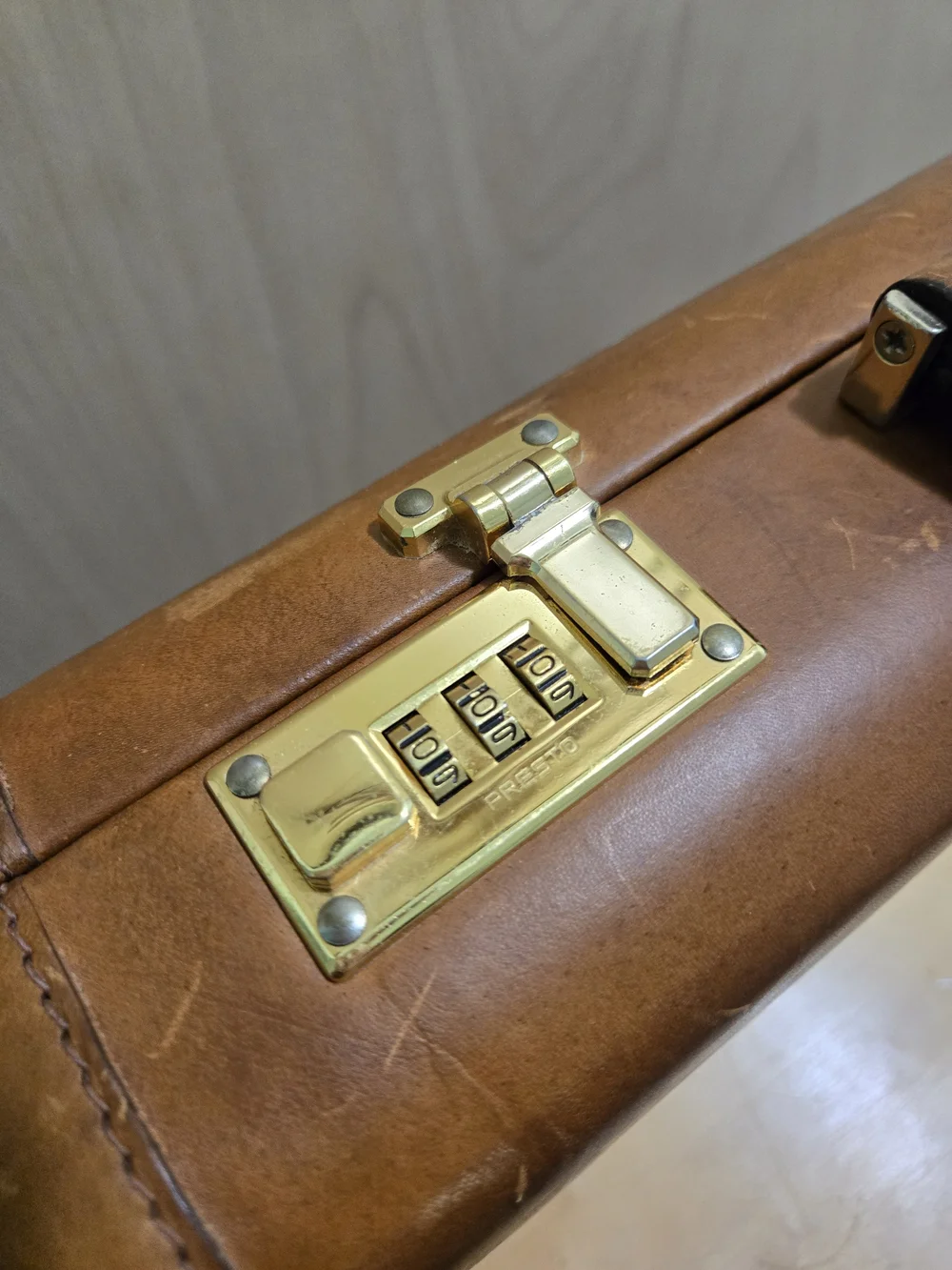 Renwick Classic Brown Leather Briefcase